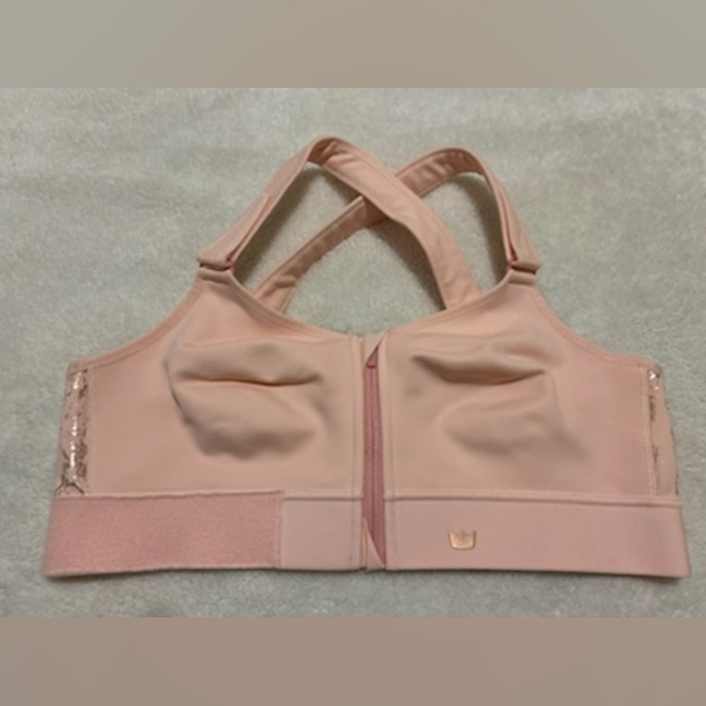 SHEFIT Flex Sports Bra Blush Size Medium NWOT